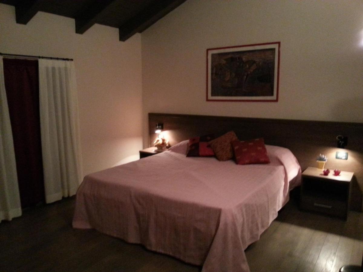 Hotel La Vecchia Reggio Reggio nell'Emilia Kamer foto