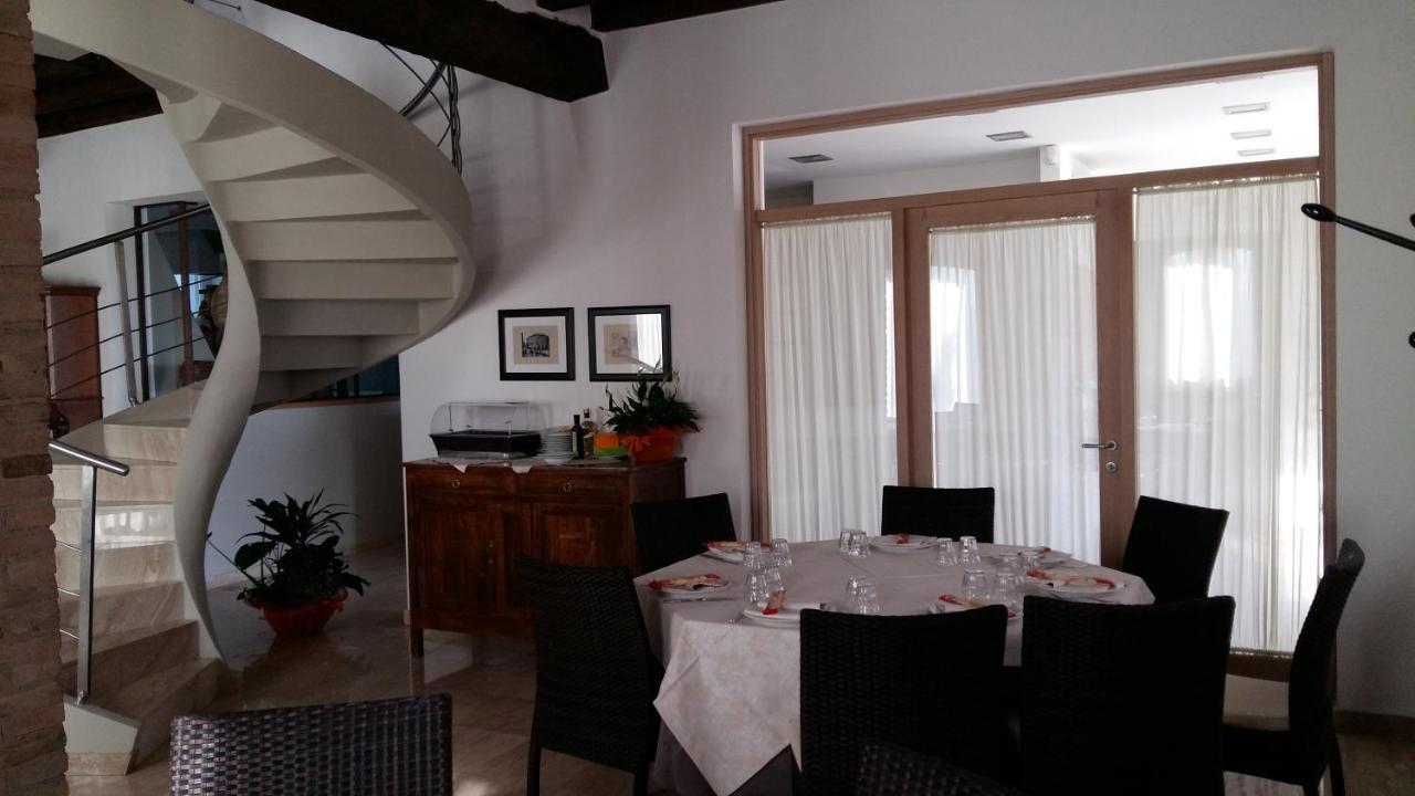 Hotel La Vecchia Reggio Reggio nell'Emilia Buitenkant foto