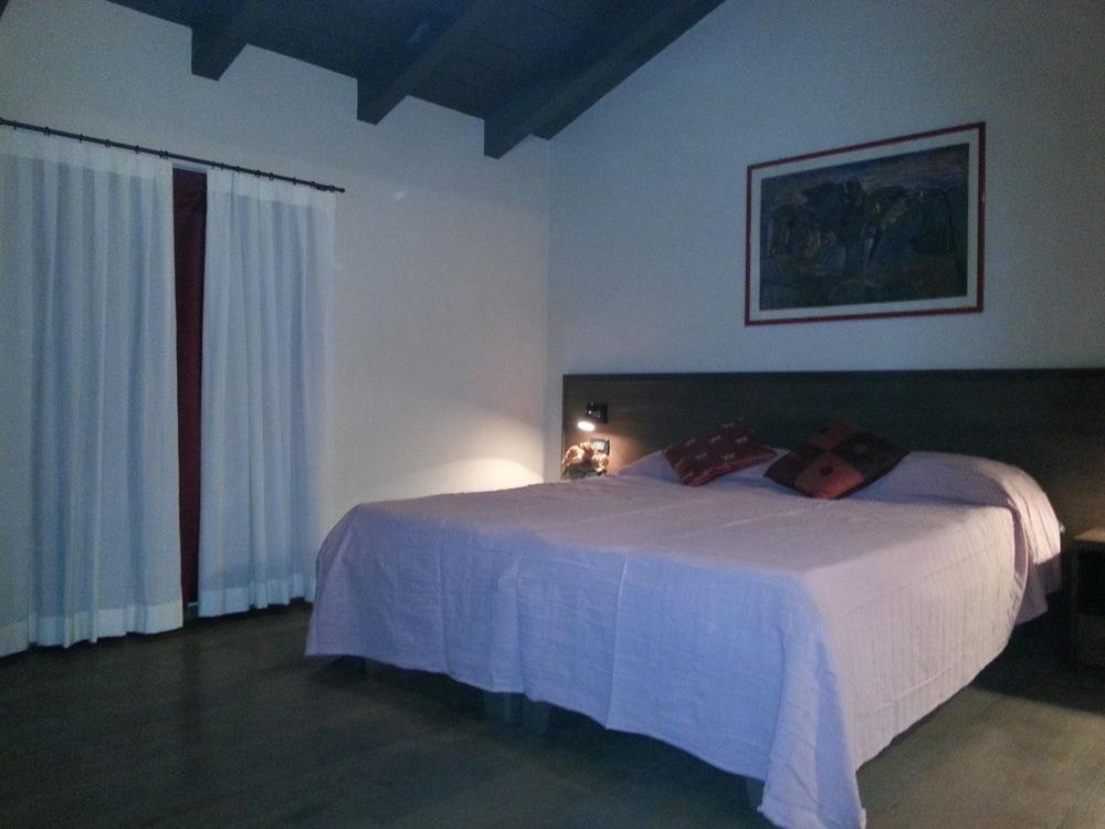 Hotel La Vecchia Reggio Reggio nell'Emilia Buitenkant foto